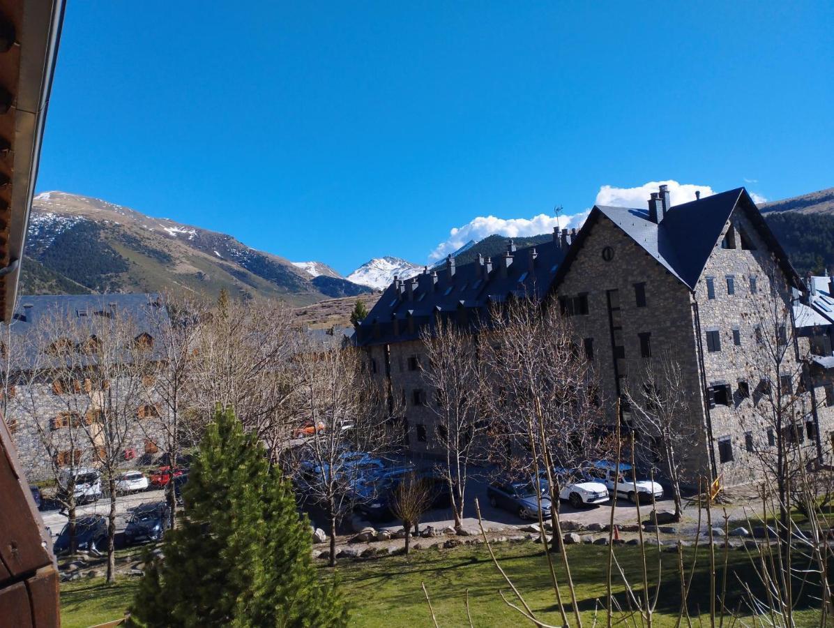 Esqui, Aigueestortes Y Boi-Tauell A Tus Pies En Ebrehogar Пла-де-л'Эрмита Экстерьер фото