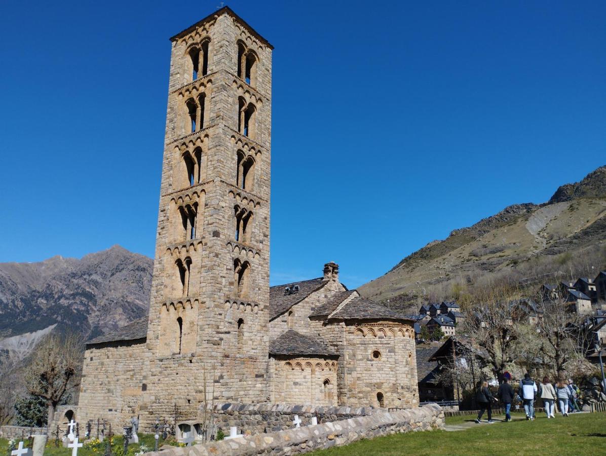 Esqui, Aigueestortes Y Boi-Tauell A Tus Pies En Ebrehogar Пла-де-л'Эрмита Экстерьер фото